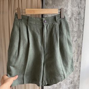 Linen shorts